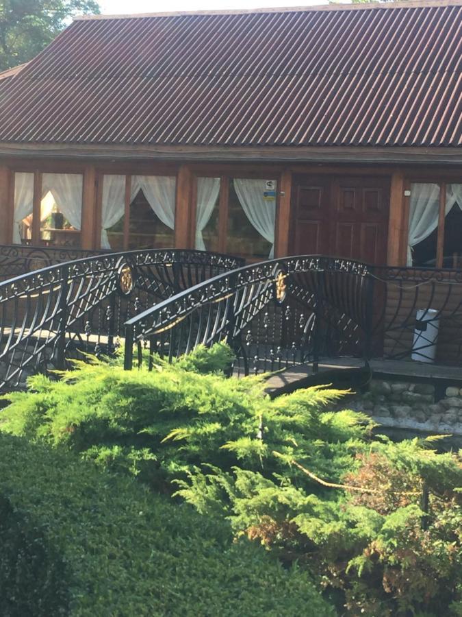 Готель У Свата Гришківці Бердичівський р-н Hryshkivtsi Екстер'єр фото