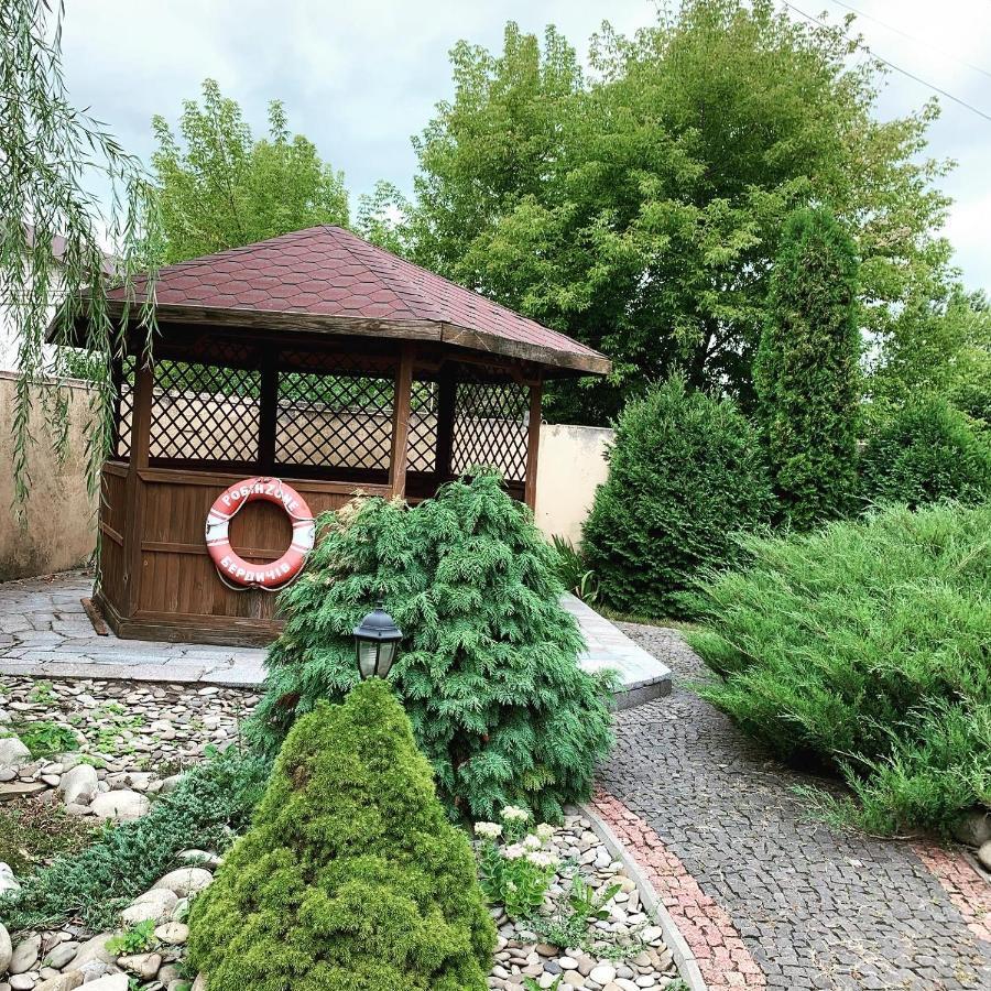 Готель У Свата Гришківці Бердичівський р-н Hryshkivtsi Екстер'єр фото